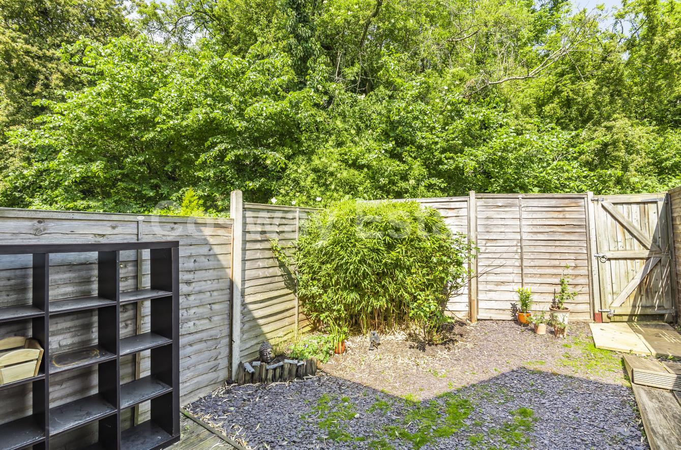 Tiverton Way, Mill Hill